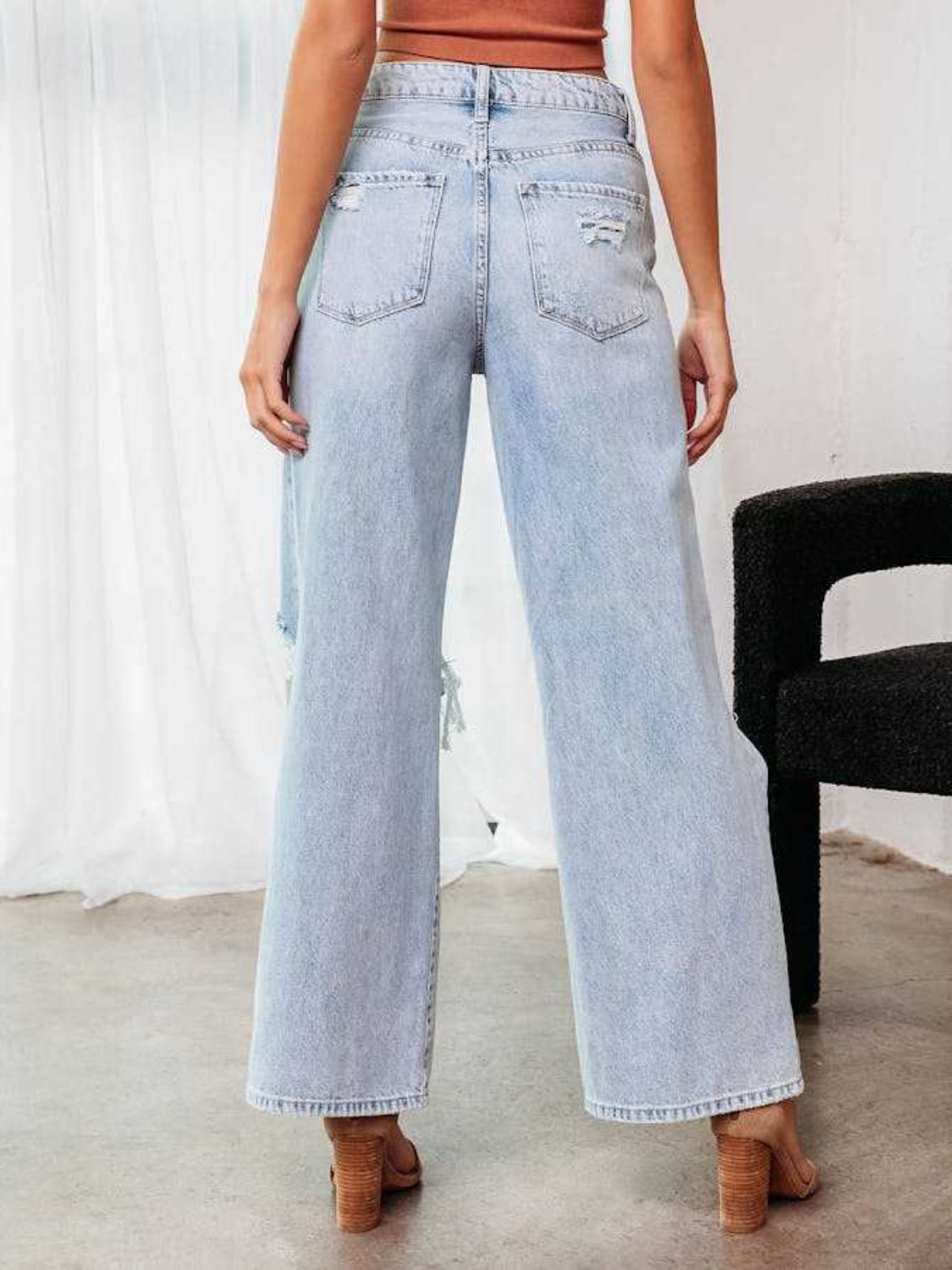 Cassie Distressed Wide Leg Jeans with Pockets