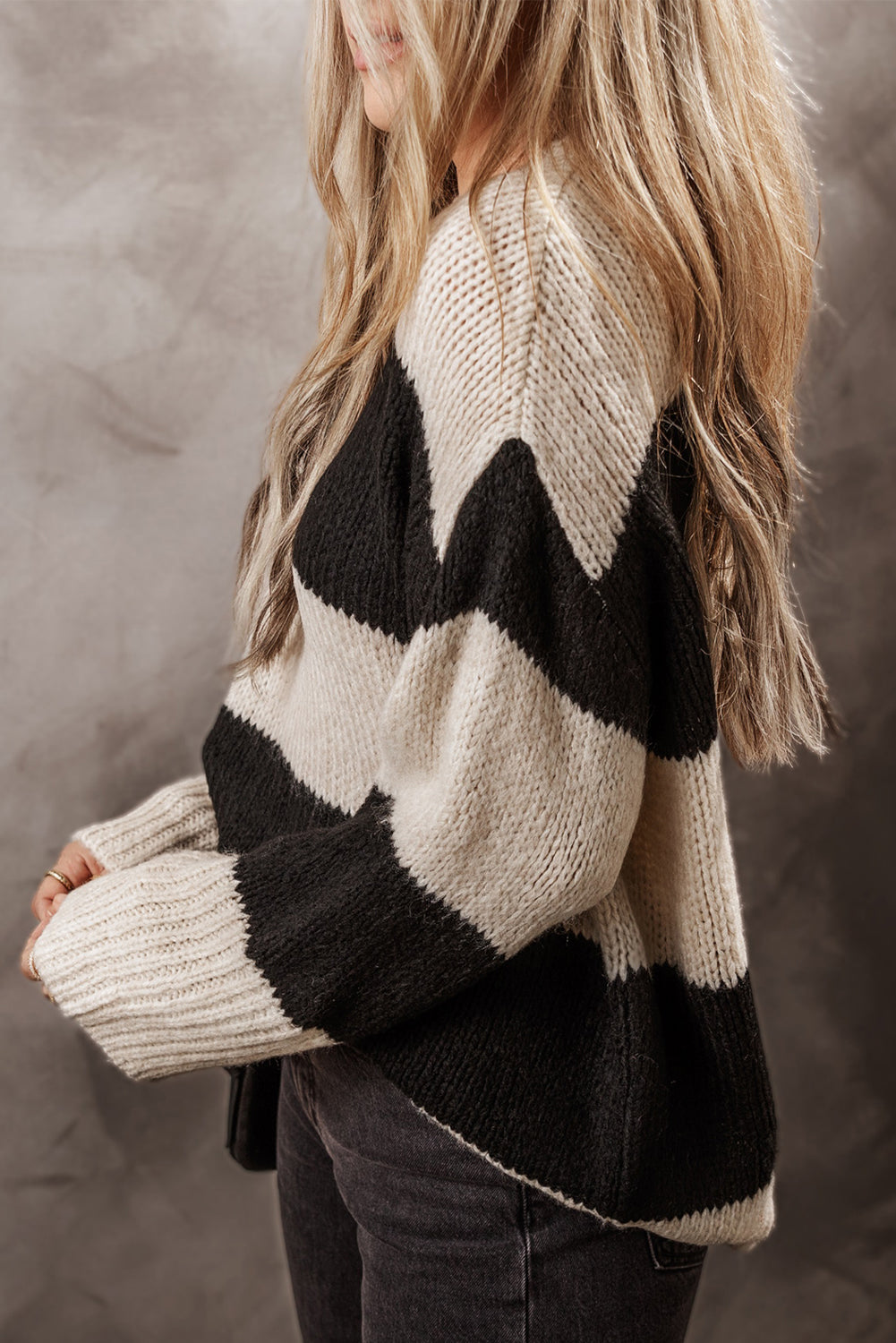 Colorblock Loose Sweater- Black and White